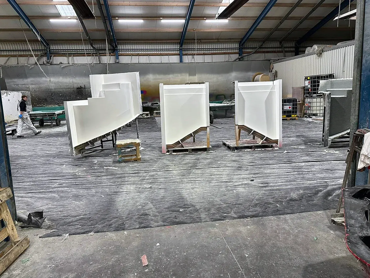 Polyester trapsegmenten klaar voor transport