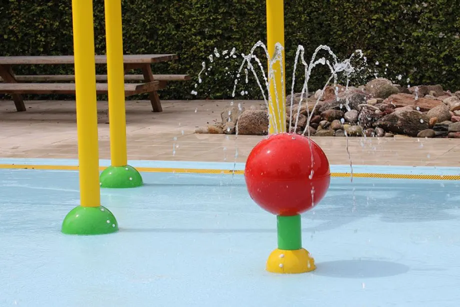 Watergeul Egel, Caravanpark De Hofstee